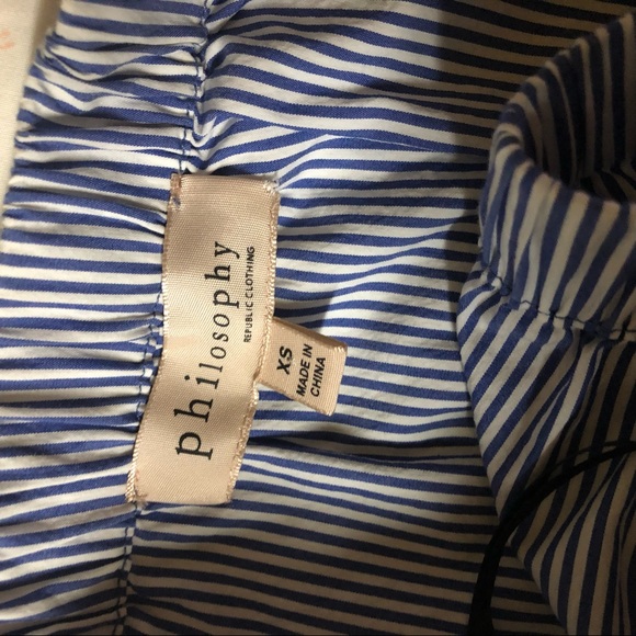 Philosophy Stripes Off Shoulder Loose Top - Picture 4 of 4